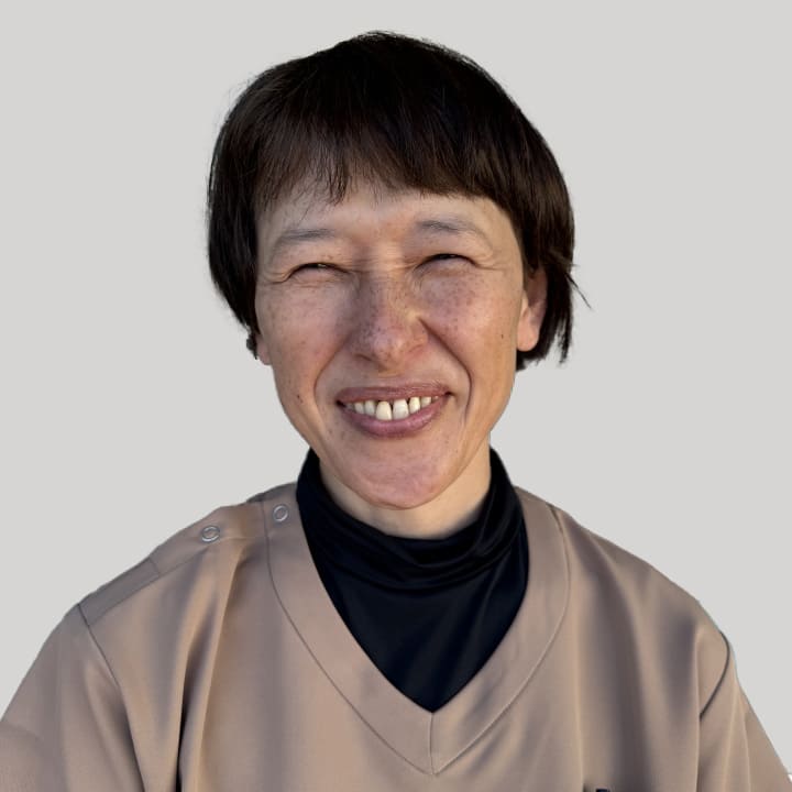 川村 美香